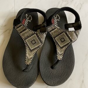 Skechers memory foam size 6